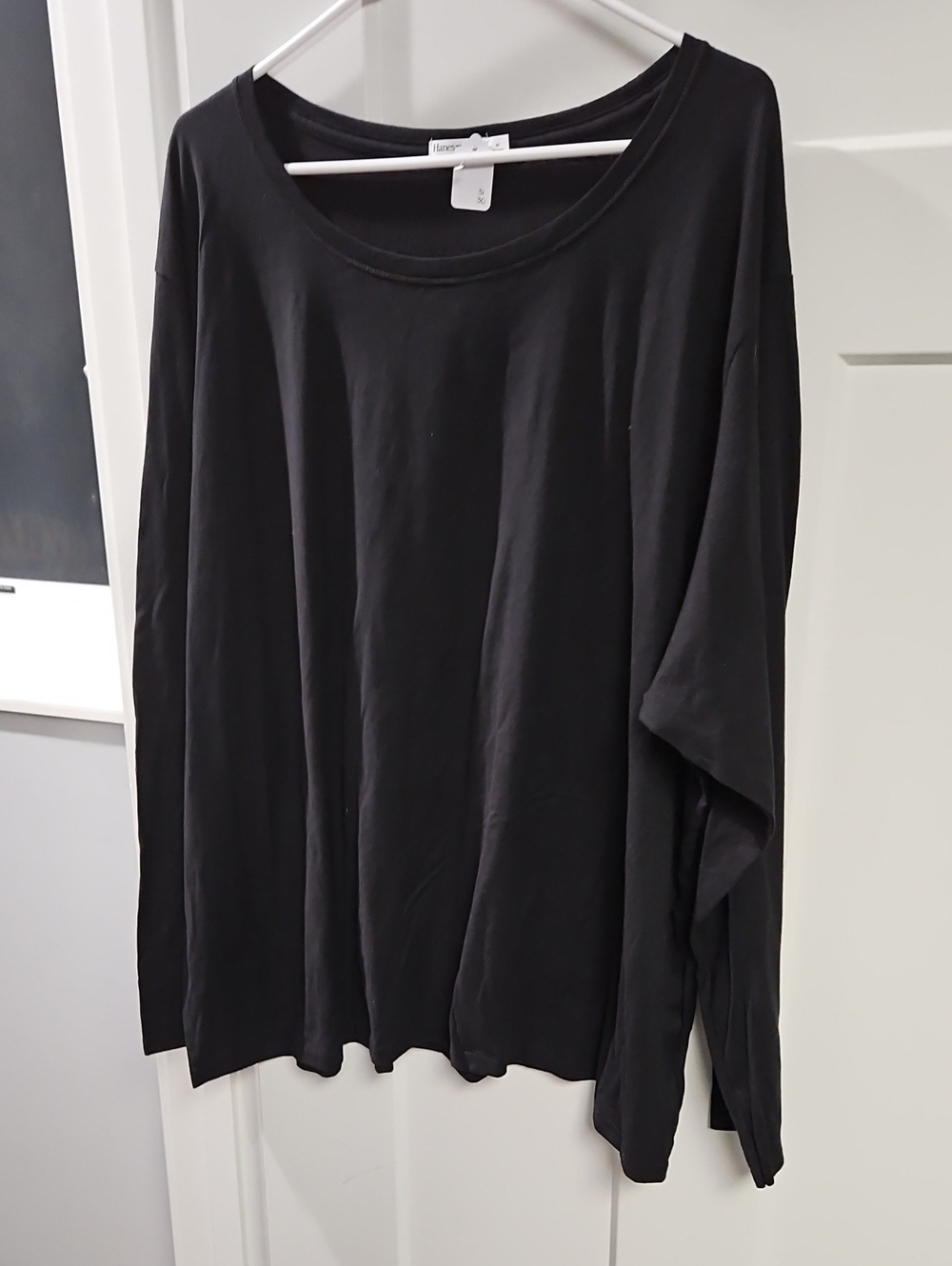 Hanes Black Long Sleeve Scoop Neck Tee